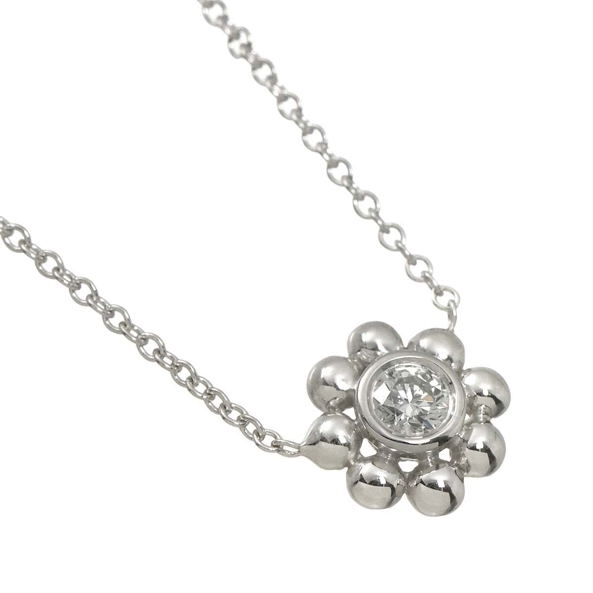 Diamond Flower Necklace 18K White Gold 750