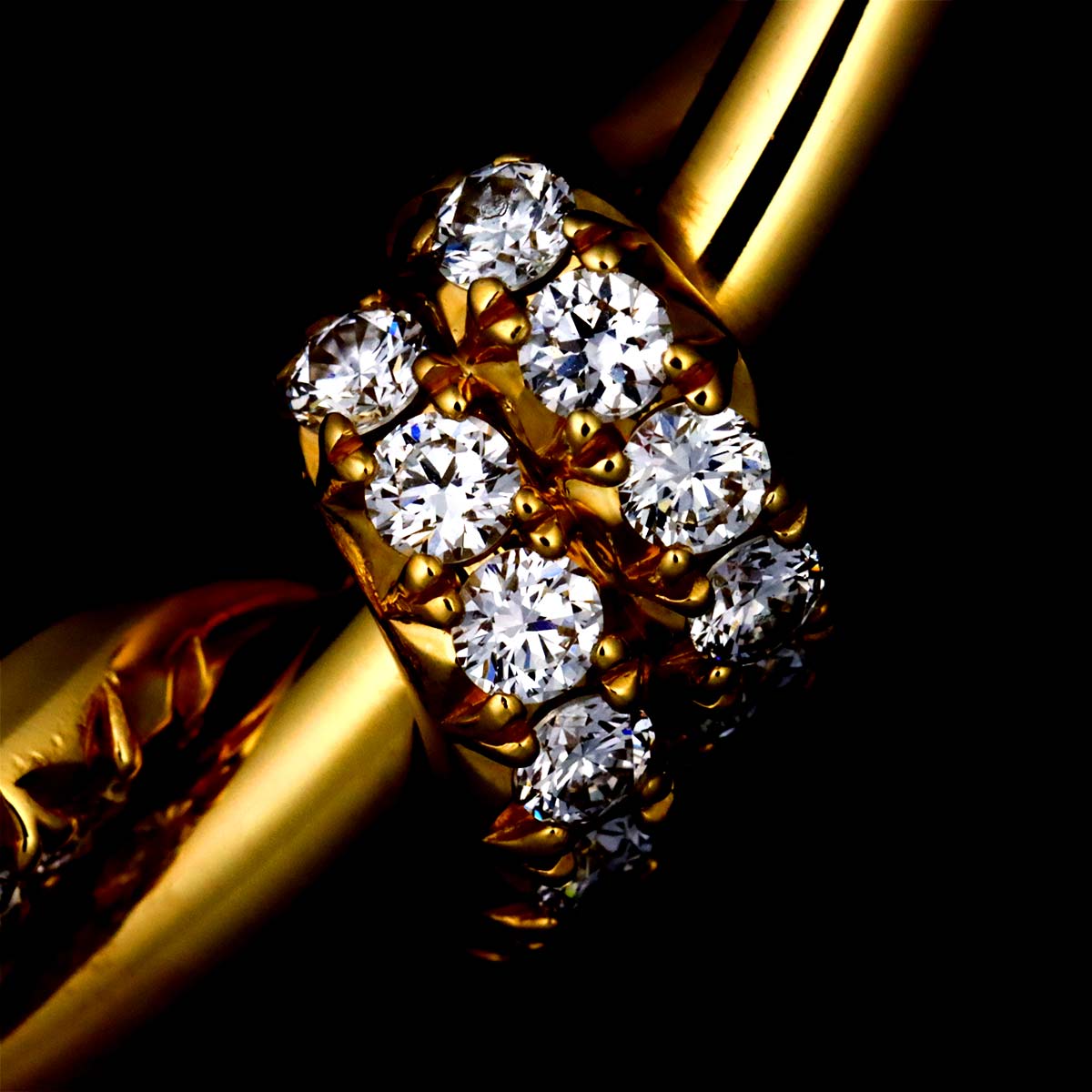 Diamond Knot Bangle Bracelet 18K Yellow Gold 750