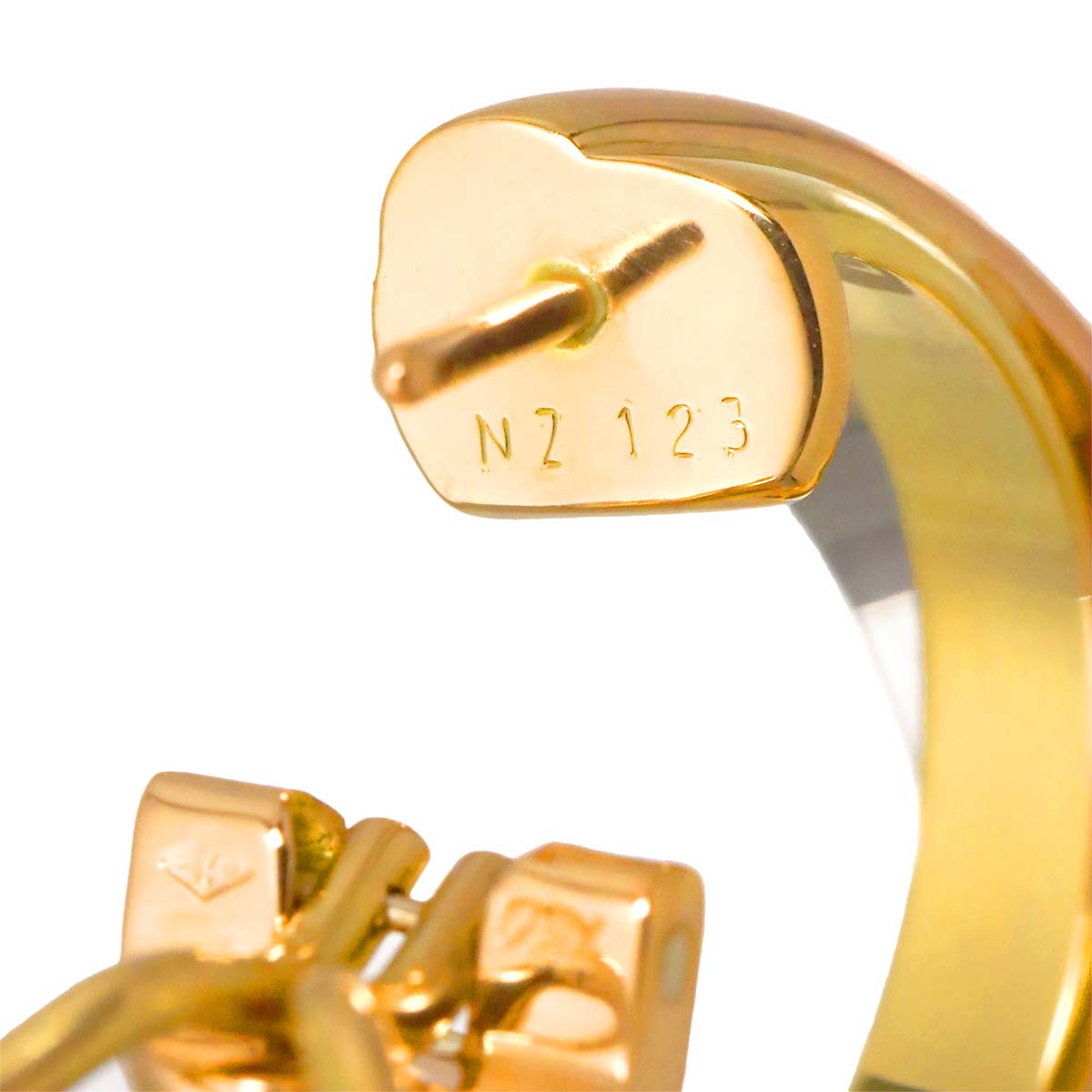 Trinity Earring Pierced 18K YG WG PG 750 One Piece only