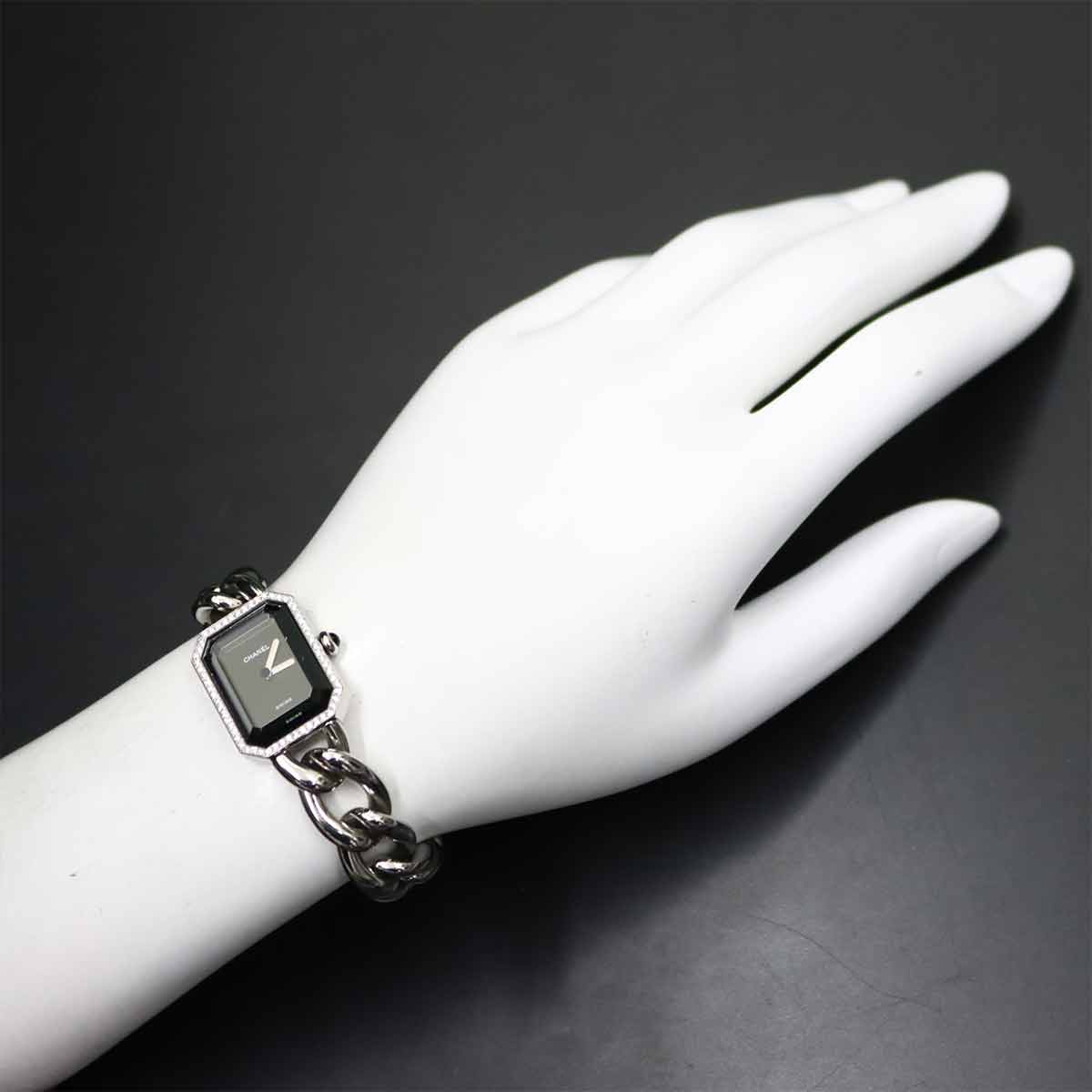 Premiere Size L H0495 Diamond bezel Quartz Black Dial Ladies