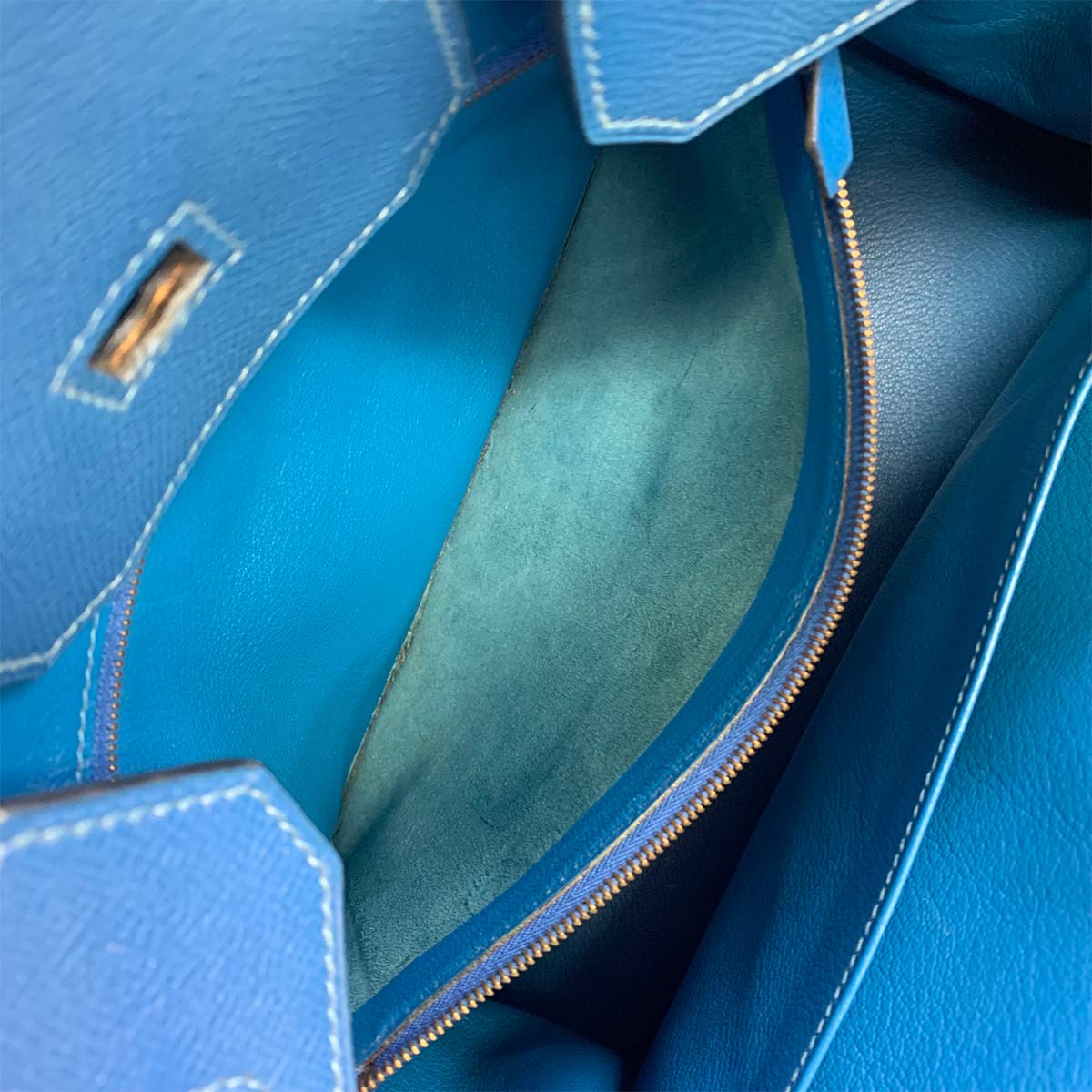 Haut a Courroies 32 Coushevel Epsom Blue Hand Bag Purse