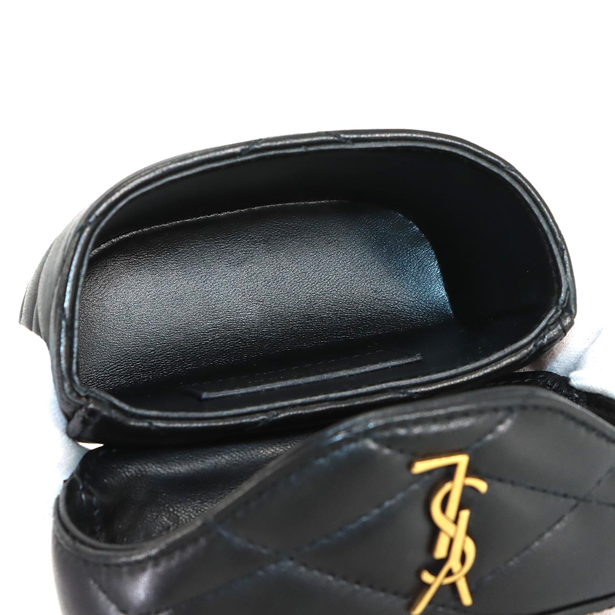 June Micro Box Chain Shoulder Bag Leather Black 766793