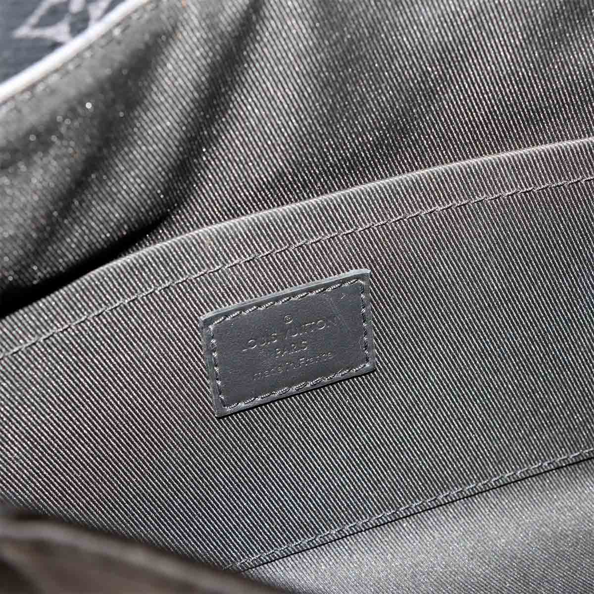 Monogram Eclipse Pulse Messenger Shoulder Bag M12681