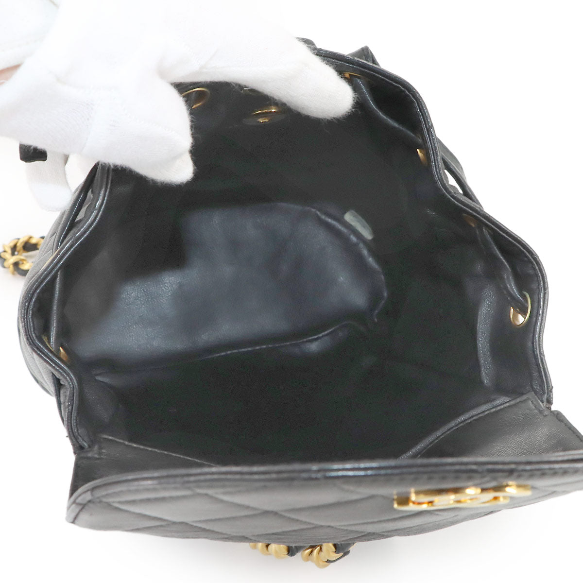 Matelasse Chain Backpack Leather Black duma Purse Vintage