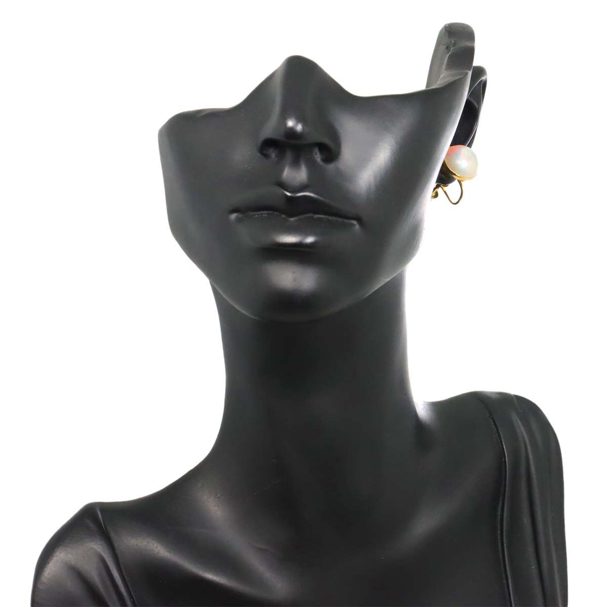 Mabe Pearl Earrings Clip on 18K K18 YG 750