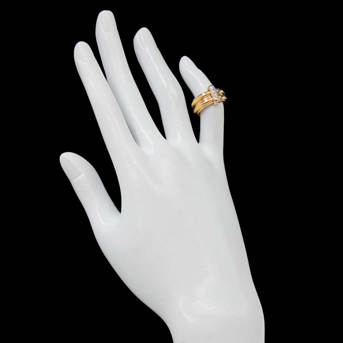 Diamond Ring 18K YG 750 size6 3.75(US)