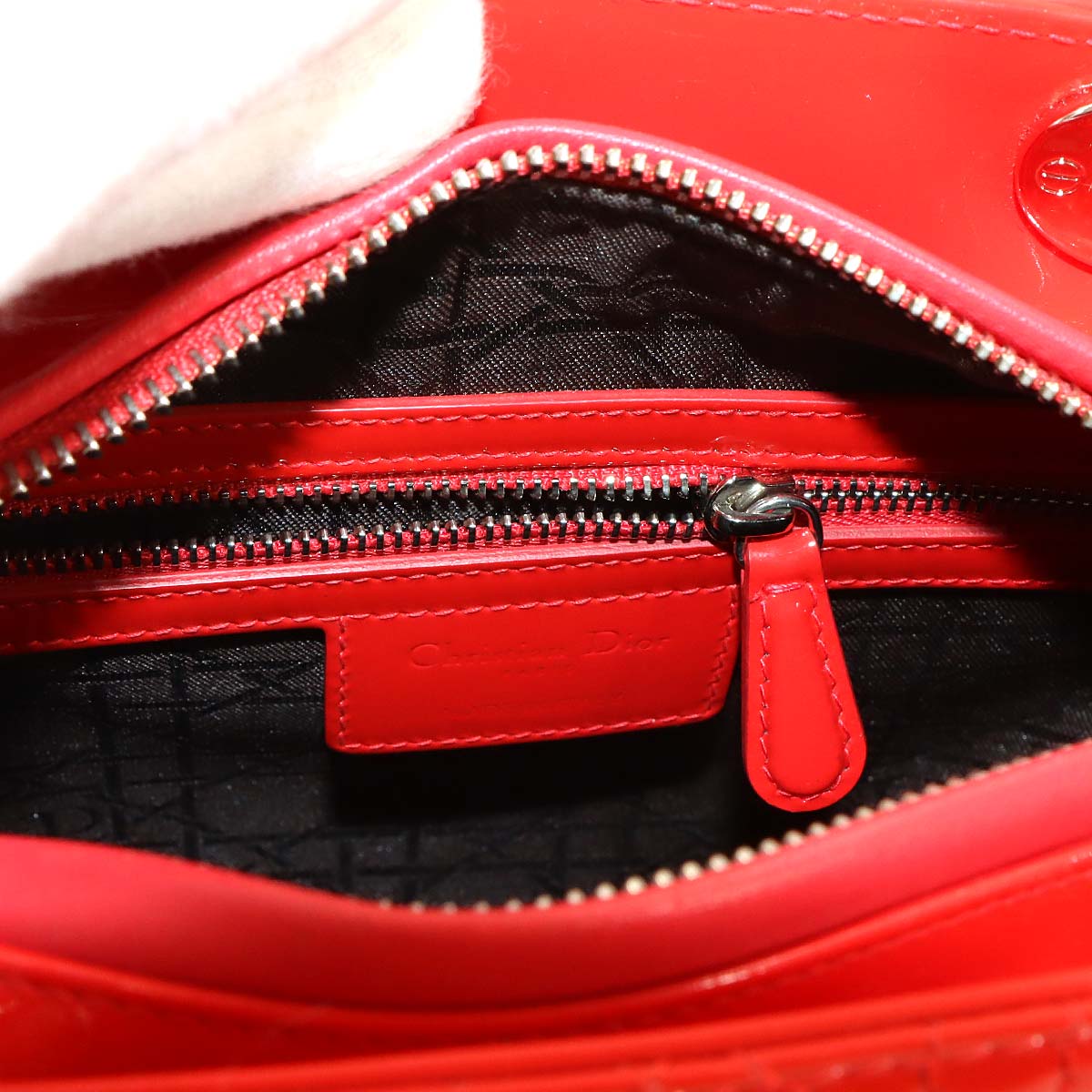 Chiristian Dior Lady Dior Medium Hand Shoulder Bag Enamel Red