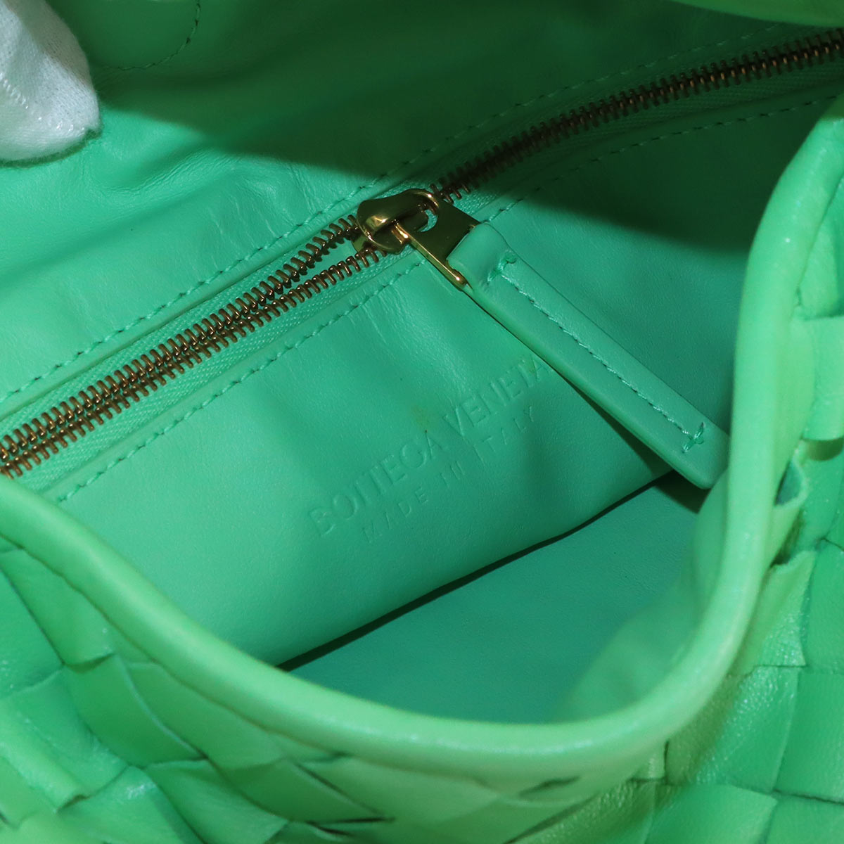 Intrecciato Pop Small Shoulder Bag Leather Green Purse