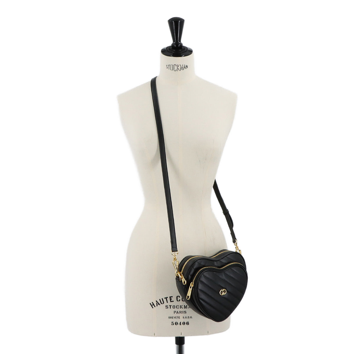 Interlocking G Heart Shoulder Bag Leather Black 751628 Purse