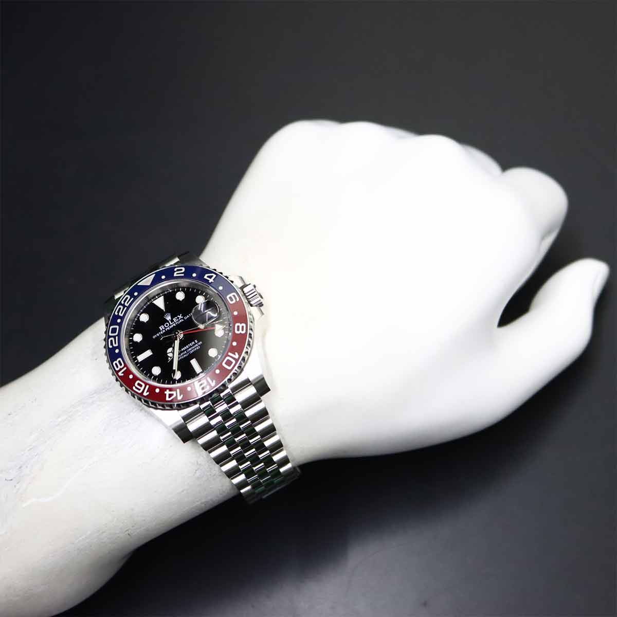 GMT Master 2 126710BLRO Serial Random Red Blue Bezel Date