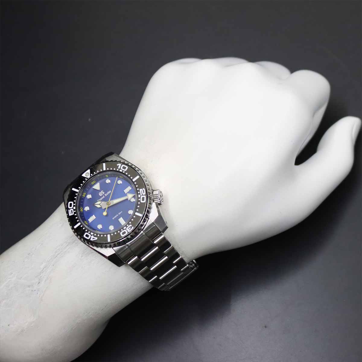 SBGX337 9F61 0AL0 Quartz Blue Dial Mens Watch