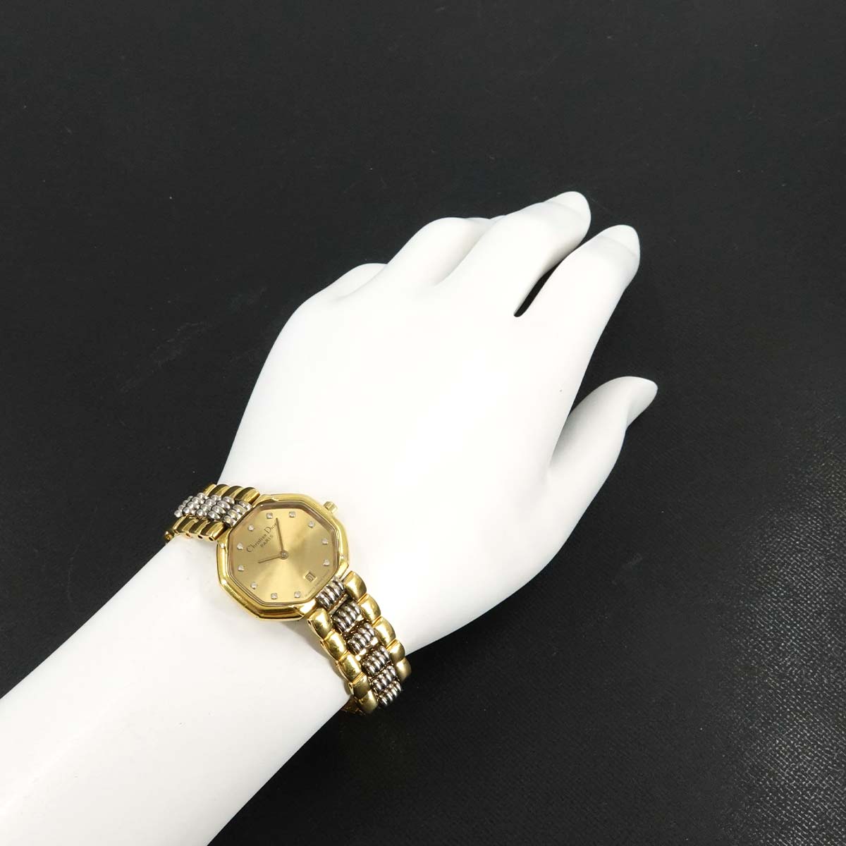 Octagon D48-133 Quartz Date White Dial Ladies Watch