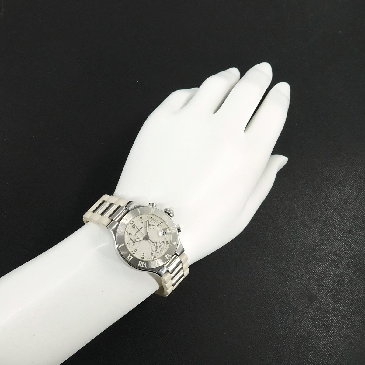 Must 21 Chronoscaph W10197U2 Quartz White Dial Ladies Watch