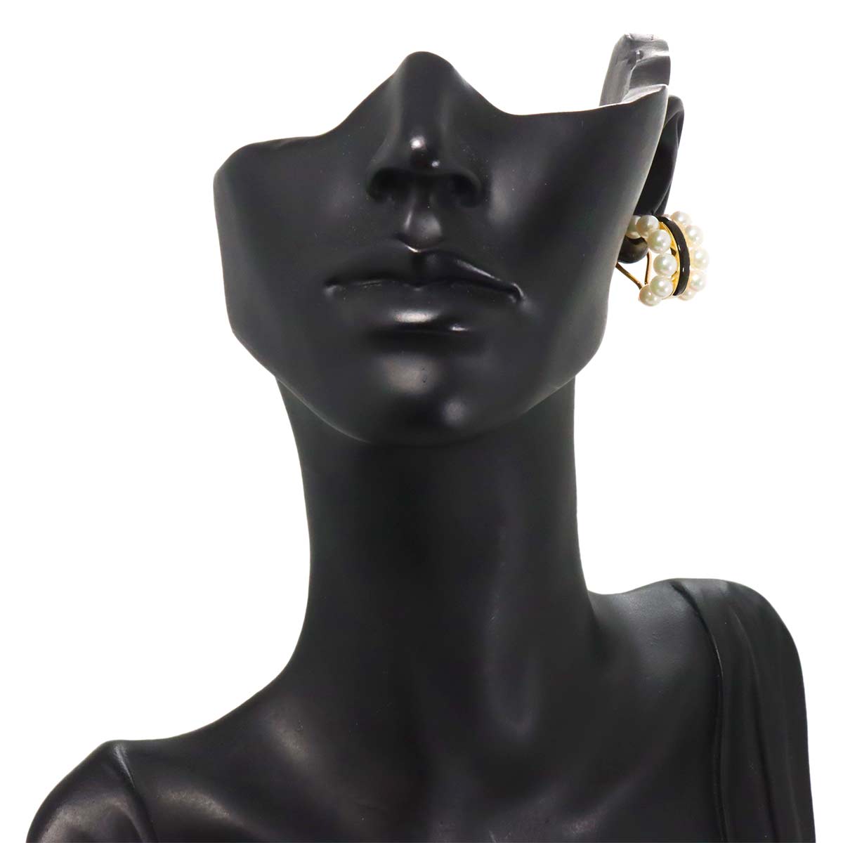 MIKIMOTO Akoya Pearl 4.8mm Onyx Earrings Clip on 18K YG 750