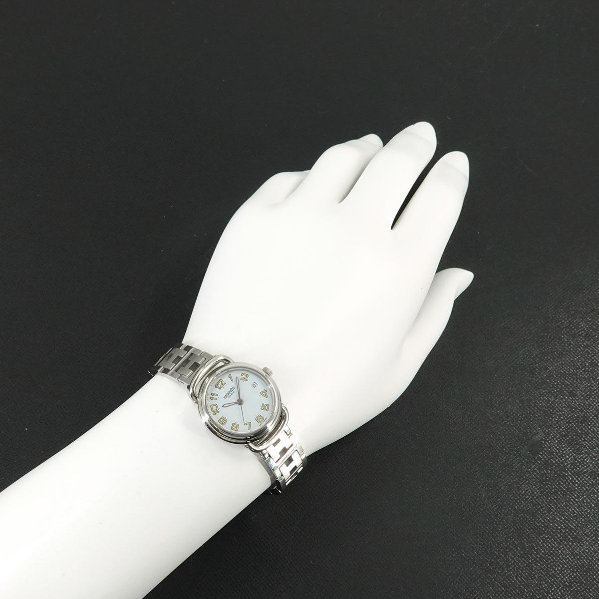 HERMES Pullman PU2 210 Date Quartz White Dial Ladies Watch
