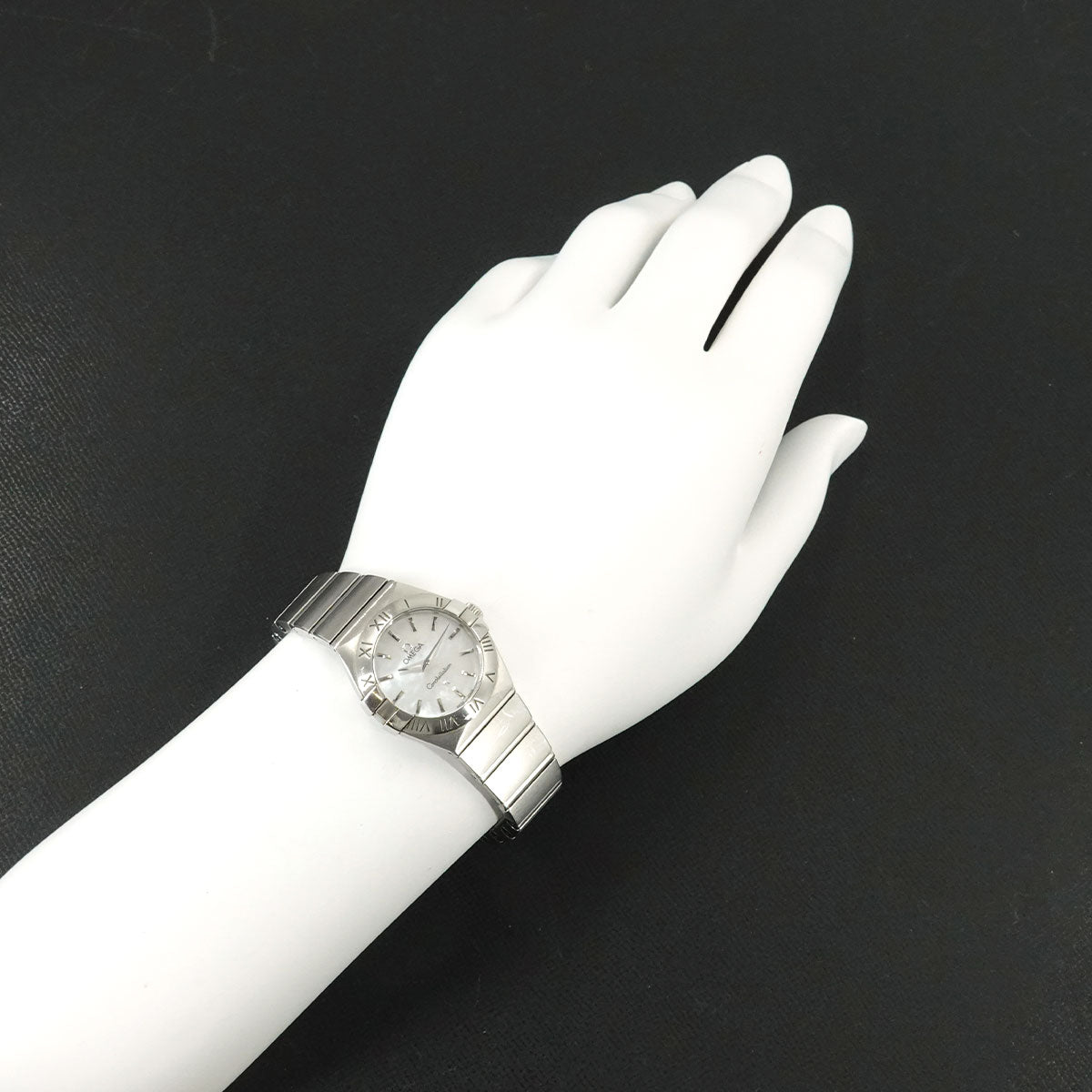 Constellation 123 10 24 60 05 001 White Shell Dial Ladies Watch