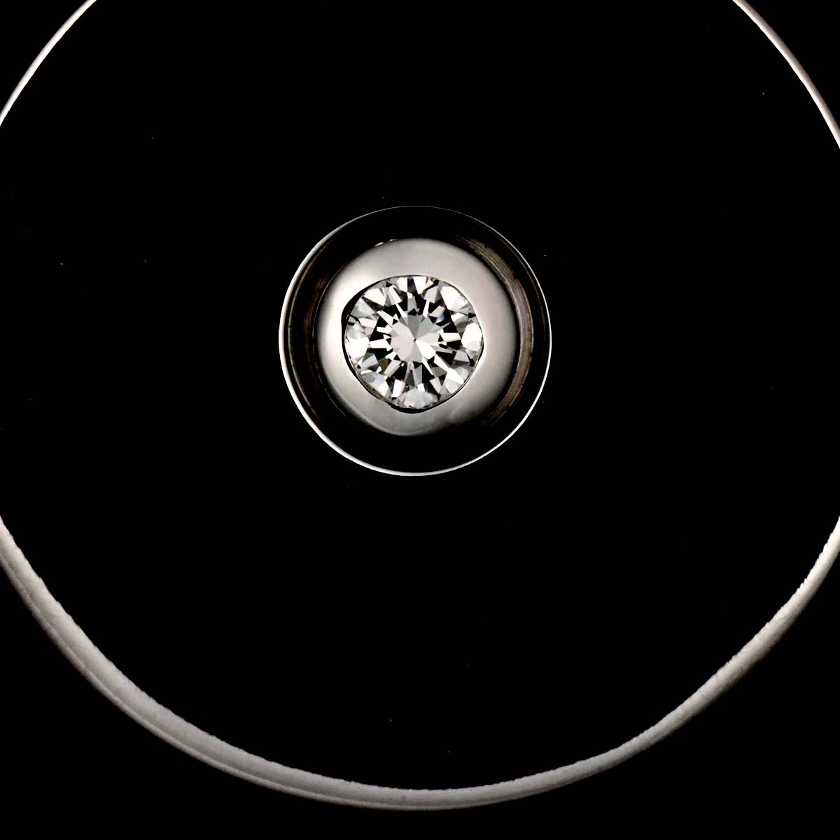 Love Medal Diamond Pendant Top Charm 18K White Gold 750