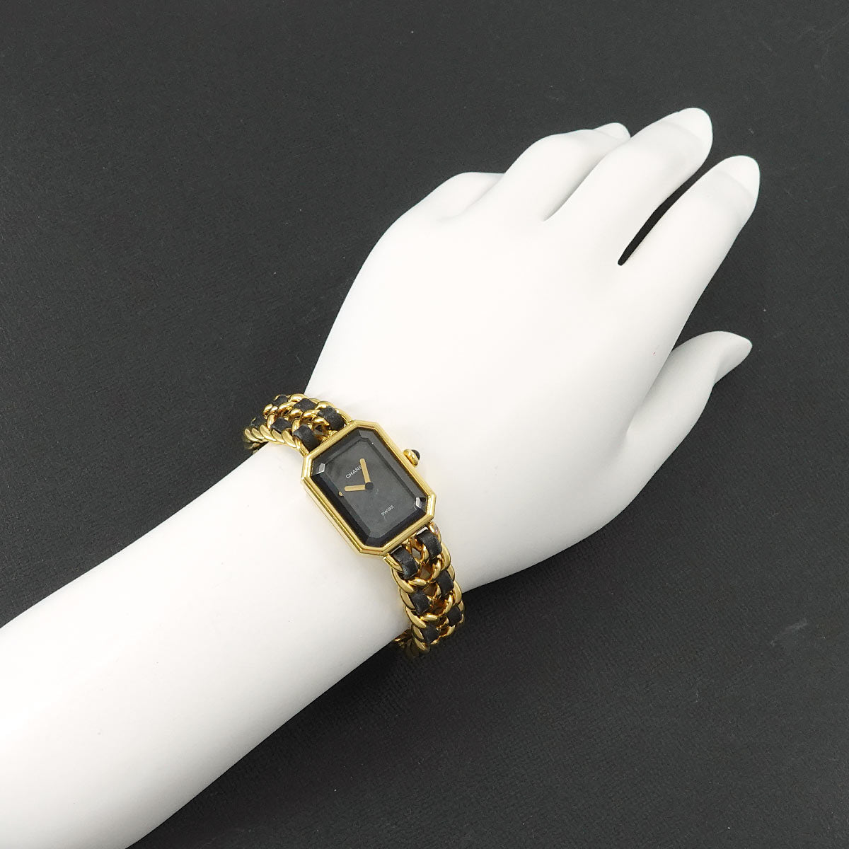 Premiere Size XL H0001 Vintage Quartz Black Dial Ladies Watch