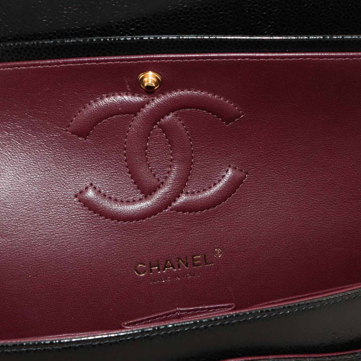 Matelasse 25 Chain Shoulder Bag Leather Black A01112