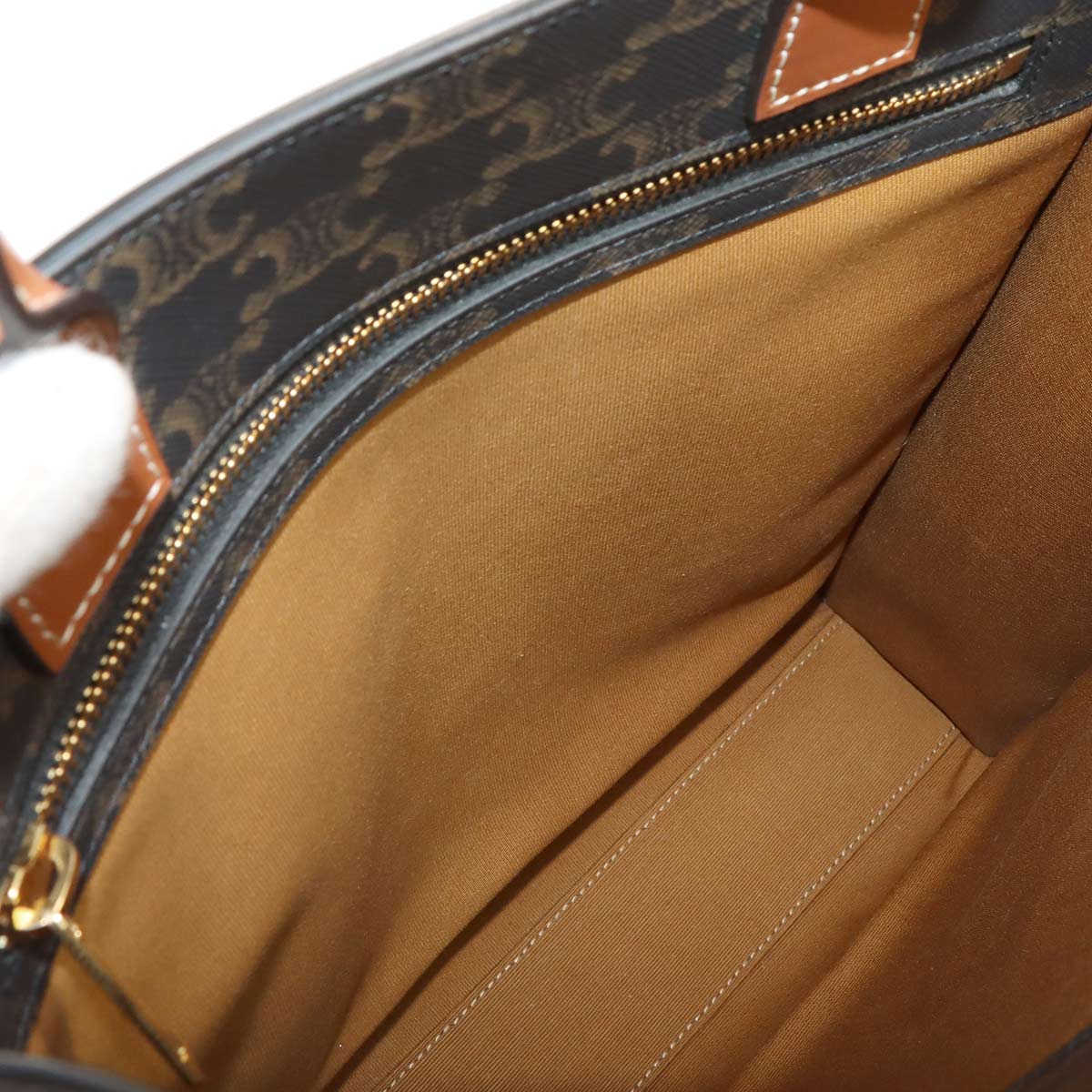 Triomphe Small Cabas Vertical Tote Shoulder Bag 191542BZK