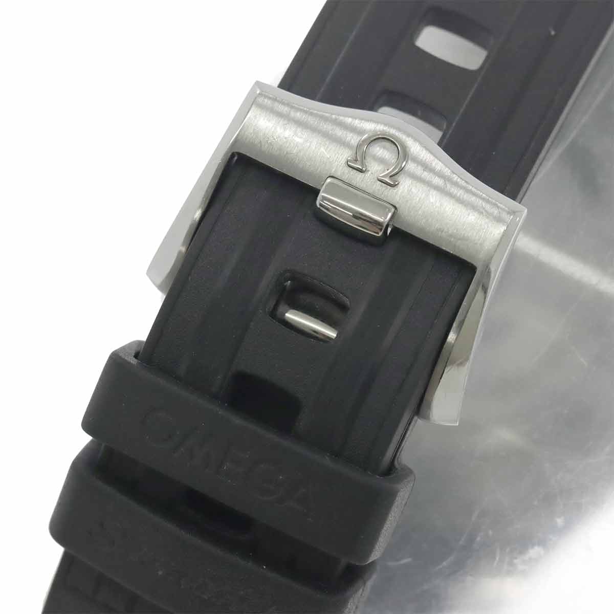Seamaster 300 Co-Axial 210 32 42 20 04 001 White Dial