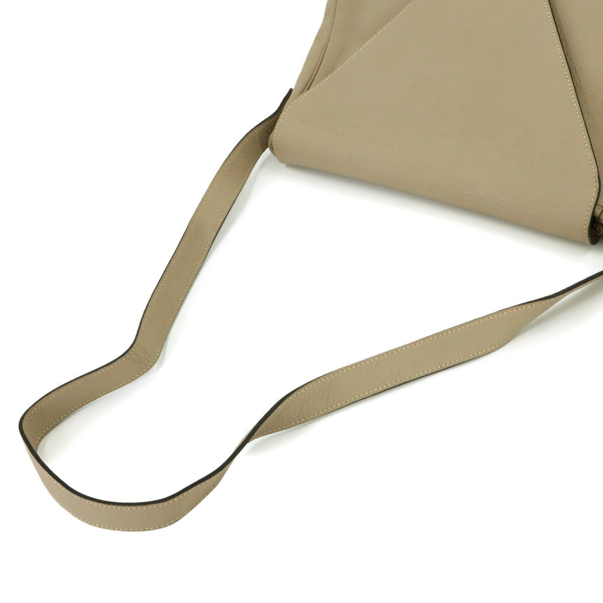 Christine Shoulder Bag Taurillon Clemence Gris tourterelle