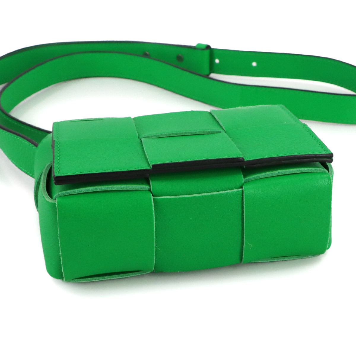Intrecciato Candy Cassette Shoulder Bag Leather Green