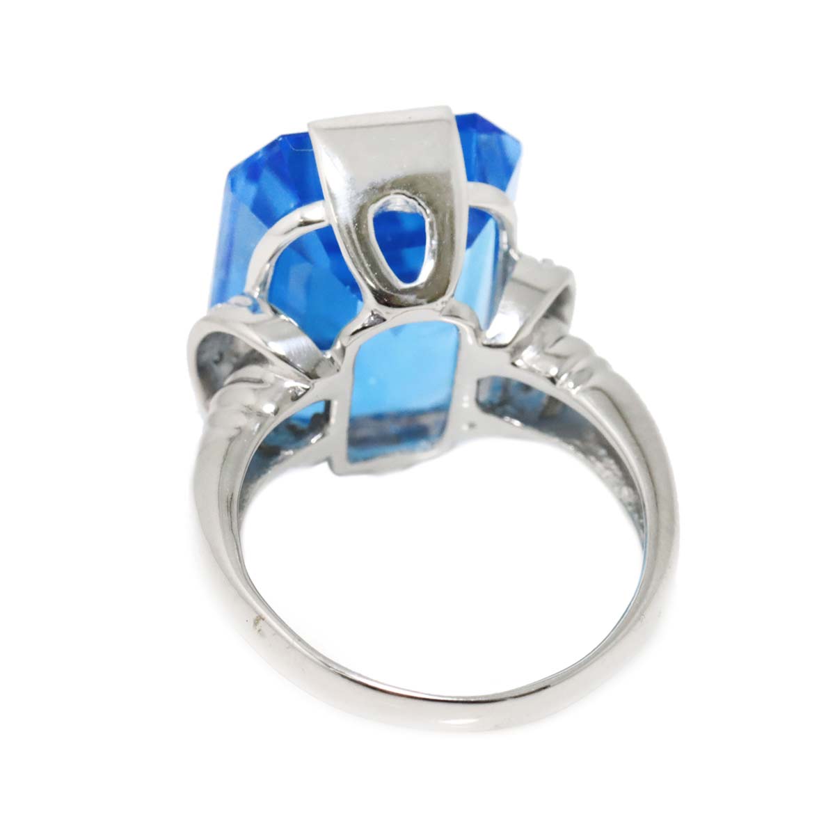 Blue Topaz 1.831ct Diamond 0.03ct Ring 18K WG 750 size6(US)