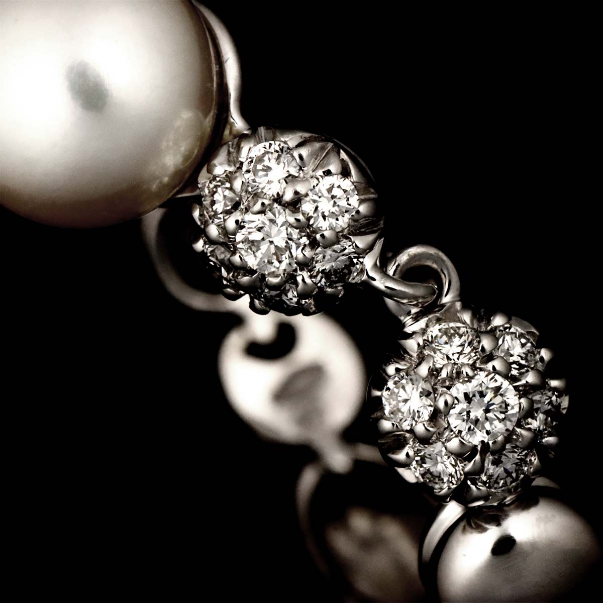 Akoya Pearl Diamond Ring 18K WG size6-6.25(US)