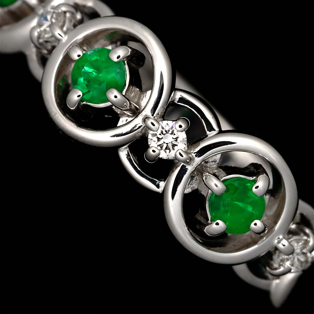 Emerald Diamond 0.06ct Ring 18K WG 750 size6.25-6.5(US)