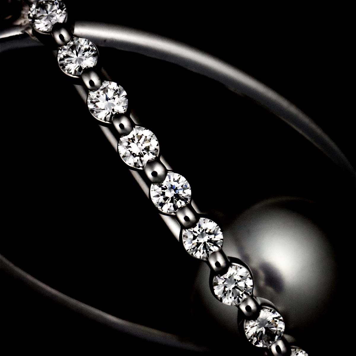 Akoya Pearl 7.6mm Diamond Necklace 18K WG 750