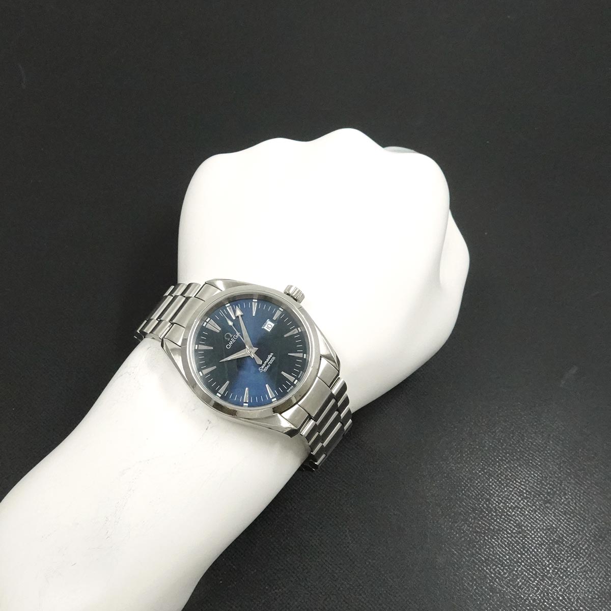 Seamaster Aqua Terra 2517 80 Quartz Blue Dial Mens Watch