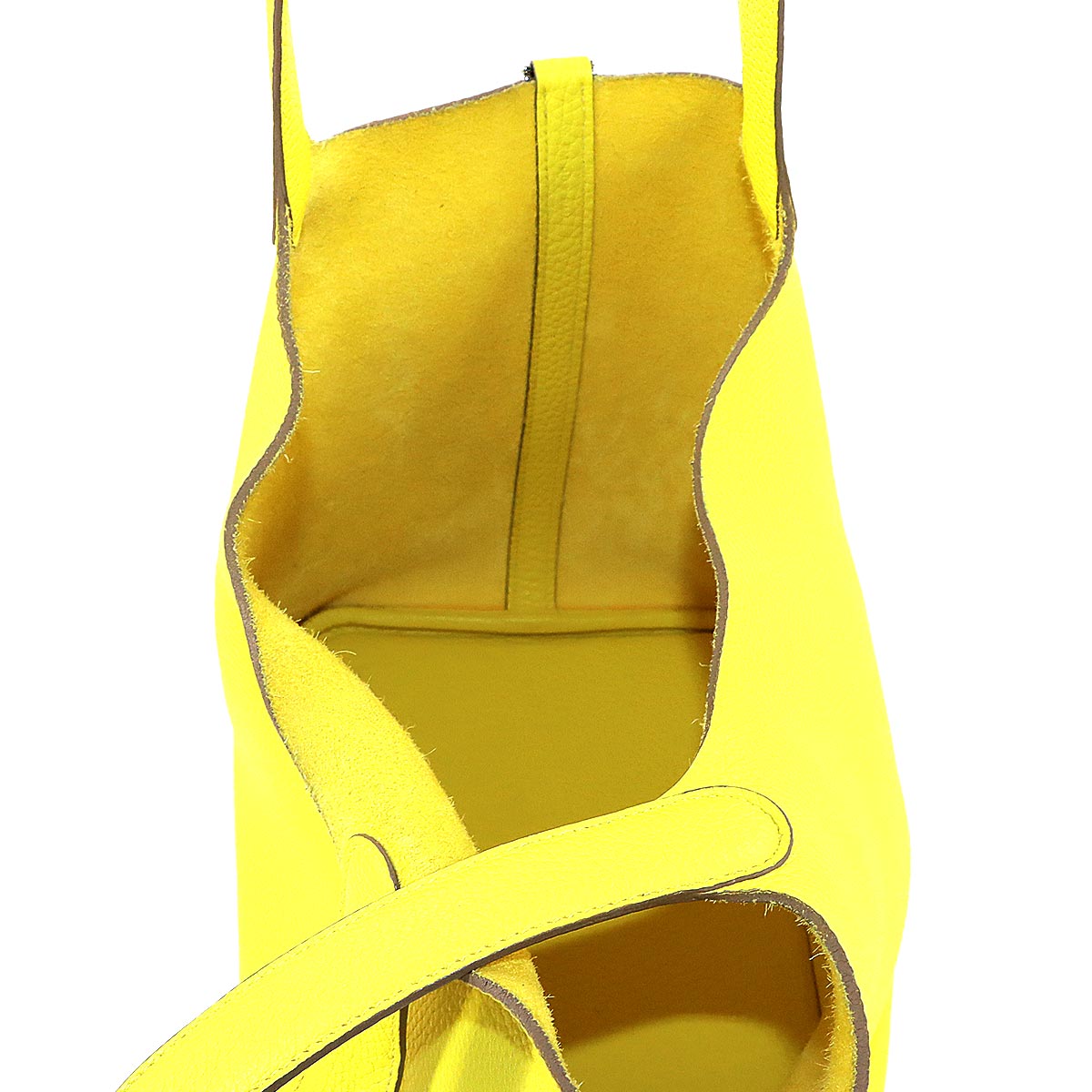 Picotin Lock MM Hand Bag Taurillon Clemence Lime