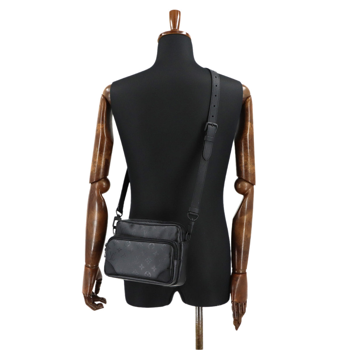 Monogram Midnight Nile Hand Shoulder Bag Black M26783
