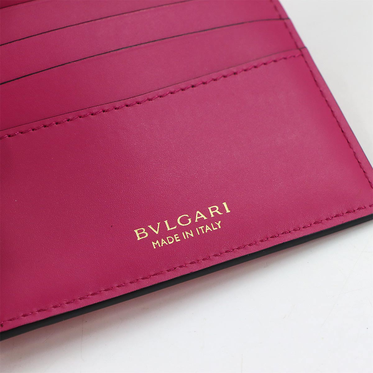 Serpenti Forever Compact Wallet Leather Red Purse