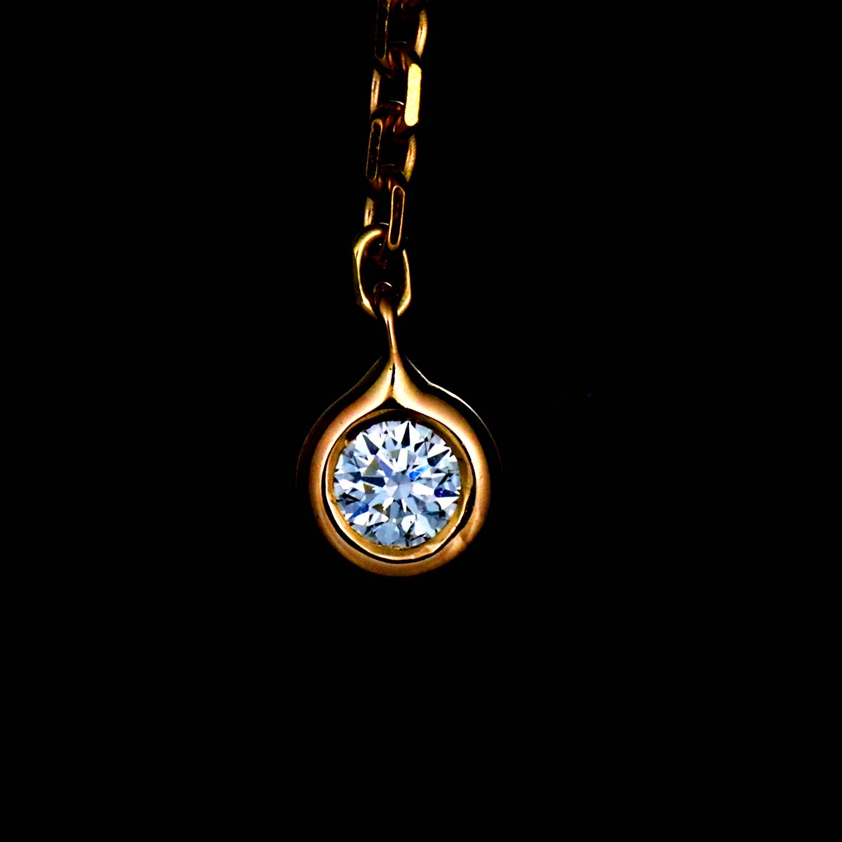 Jeux de Liens Mini Diamond Earrings Pierced 18K PG 750
