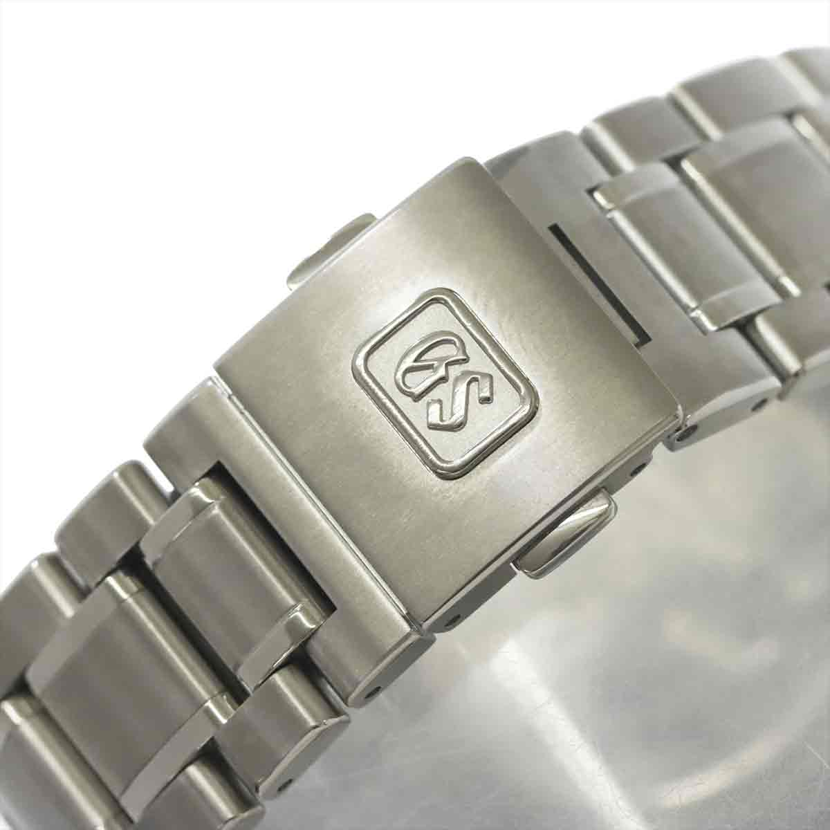 Spring Drive SBGA211 Date 9R65 0AE0 White Dial