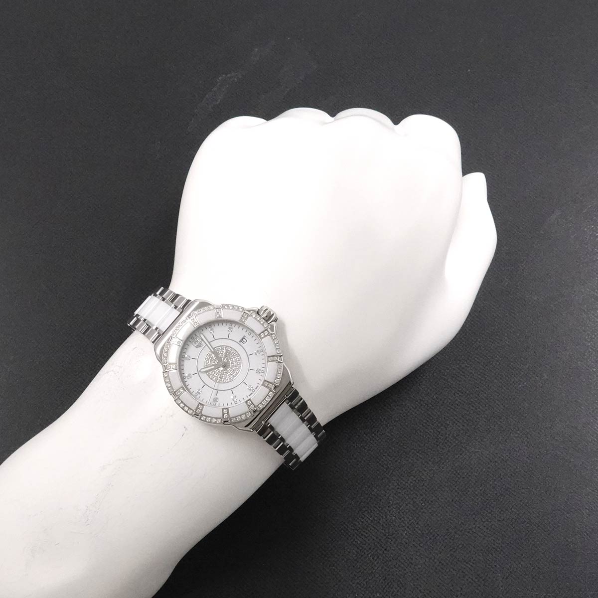 Formula 1 WAH131D 10P Bezel Diamond Quartz Ladies Watch
