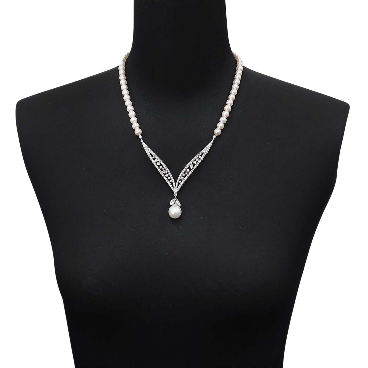 Sarah South Sea pearl Akoya Pearl Diamond 4.05ct Necklace 18K WG