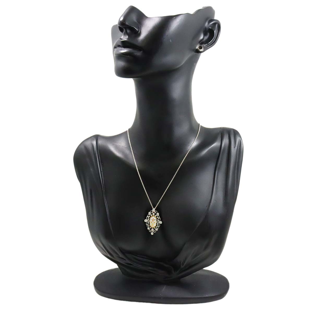Pique Diamond 0.21ct MOP Necklace 18K WG YG 750
