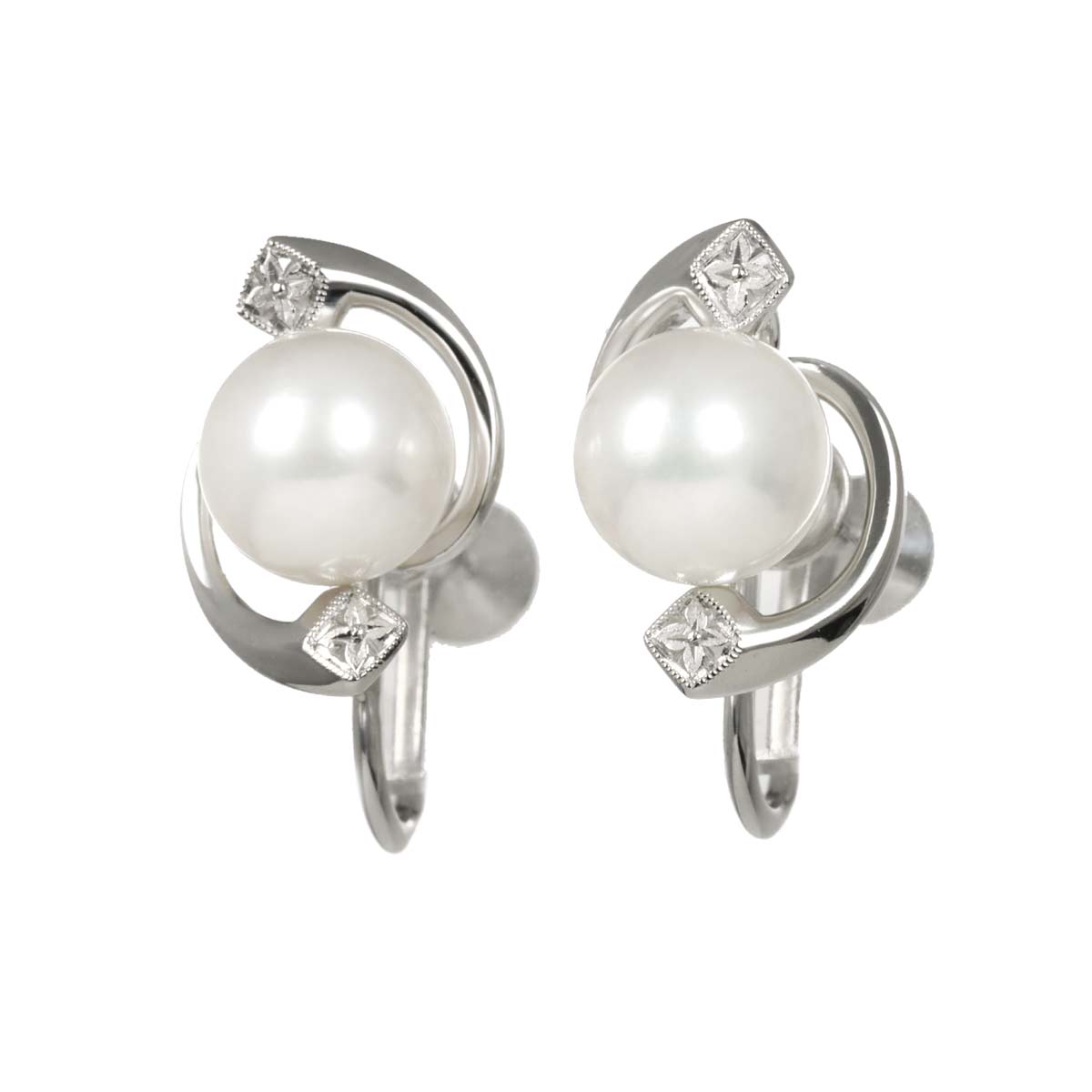 Akoya Pearl 8.1mm Earrings 18K WG 750