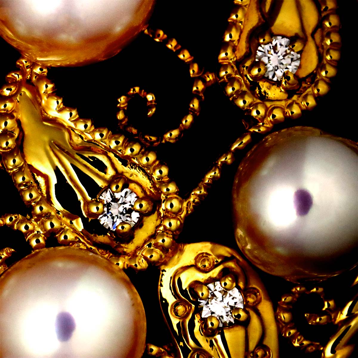Akoya pearl 7.4-5.8mm Diamond Brooch 18K Yellow Gold 750