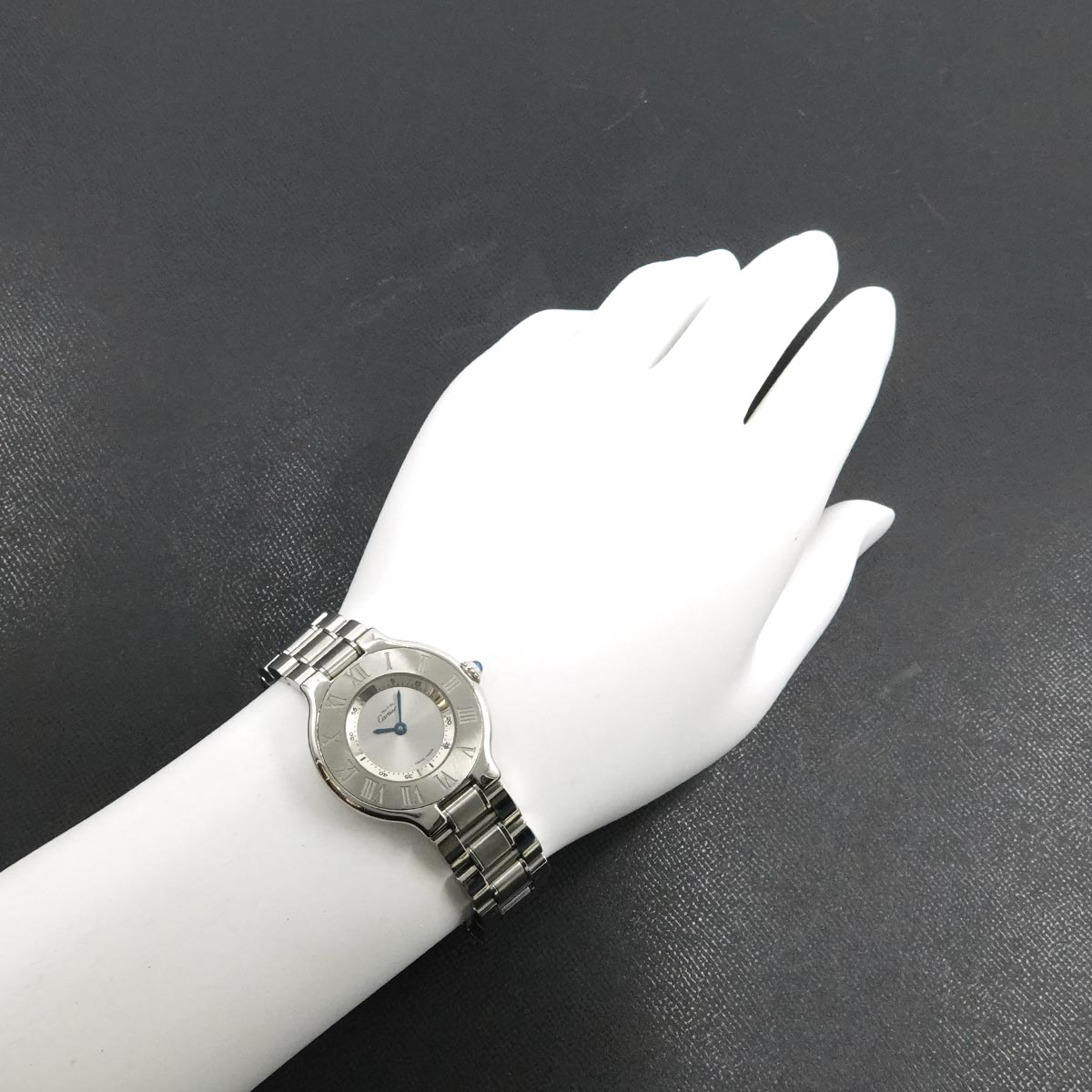 Must 21 W10109T2 Quartz Silver Dial Ladies Watch