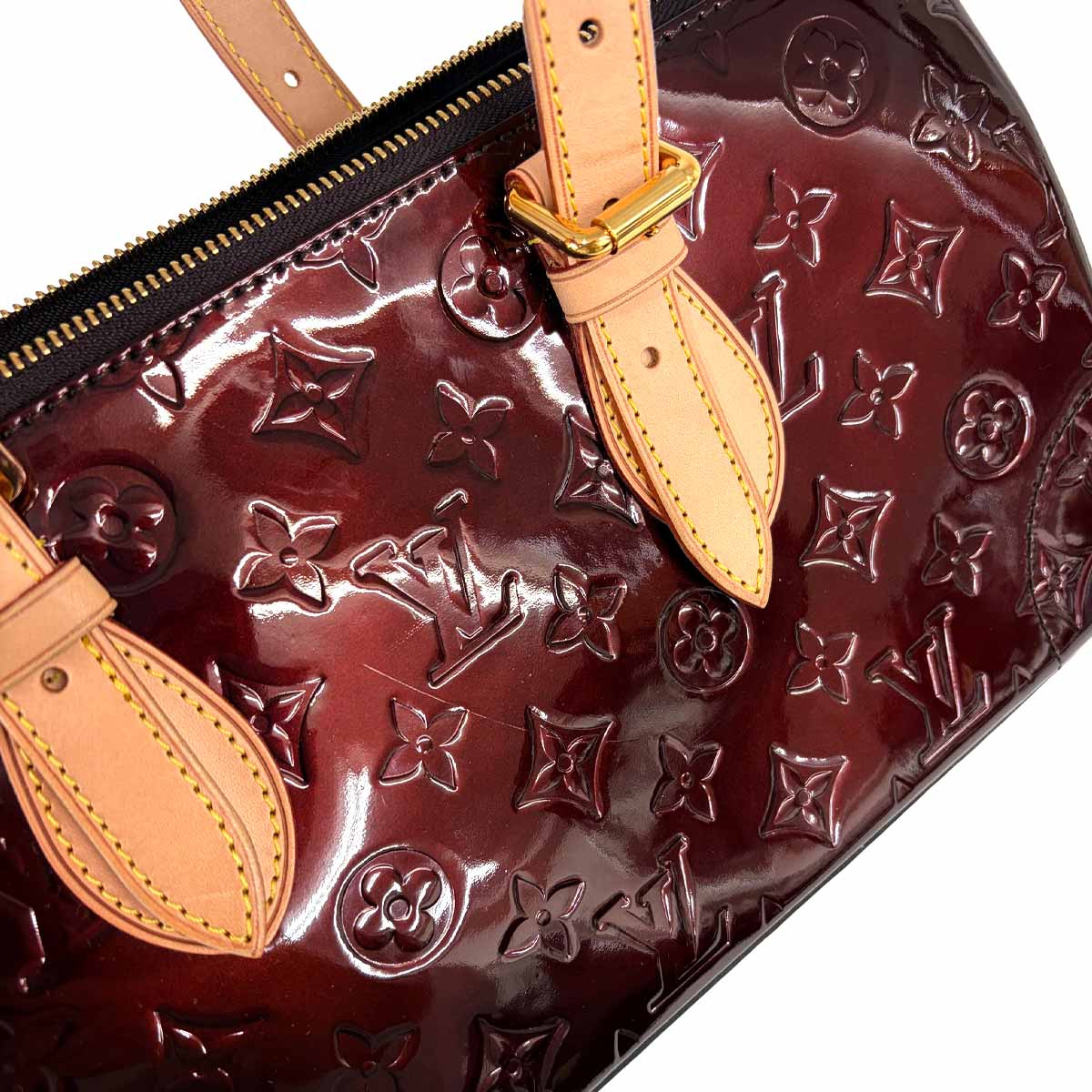 Vernis Rosewood Avenue Shoulder Bag Amarante M93510