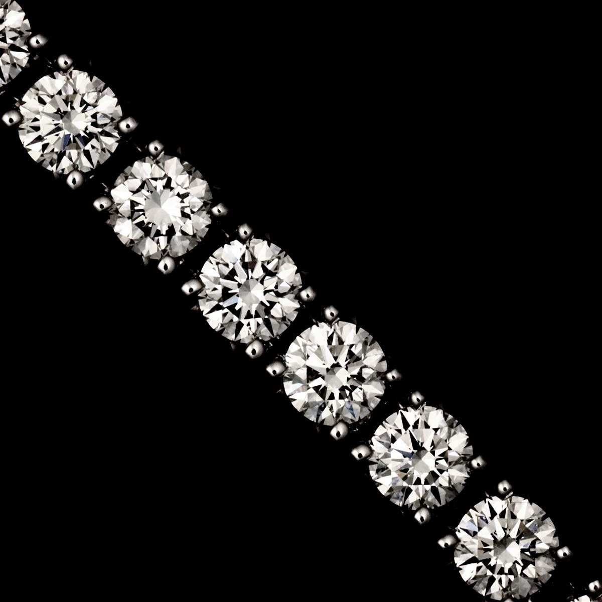 ESSENTIAL LINES Diamond Bracelet 18K White Gold 750