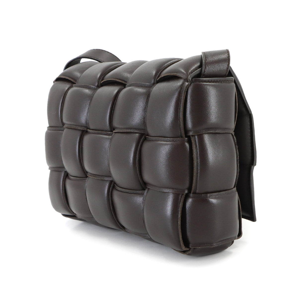 Intrecciato Padded Cassette Shoulder Bag Brown 591970