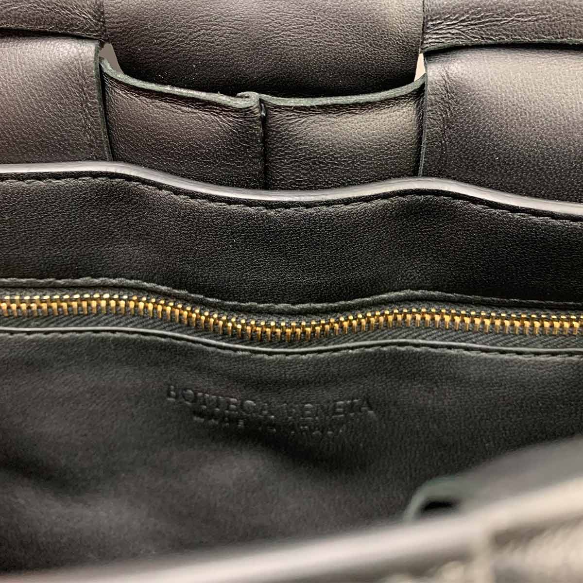 Intrecciato Padded Cassette Shoulder Bag Black 591970