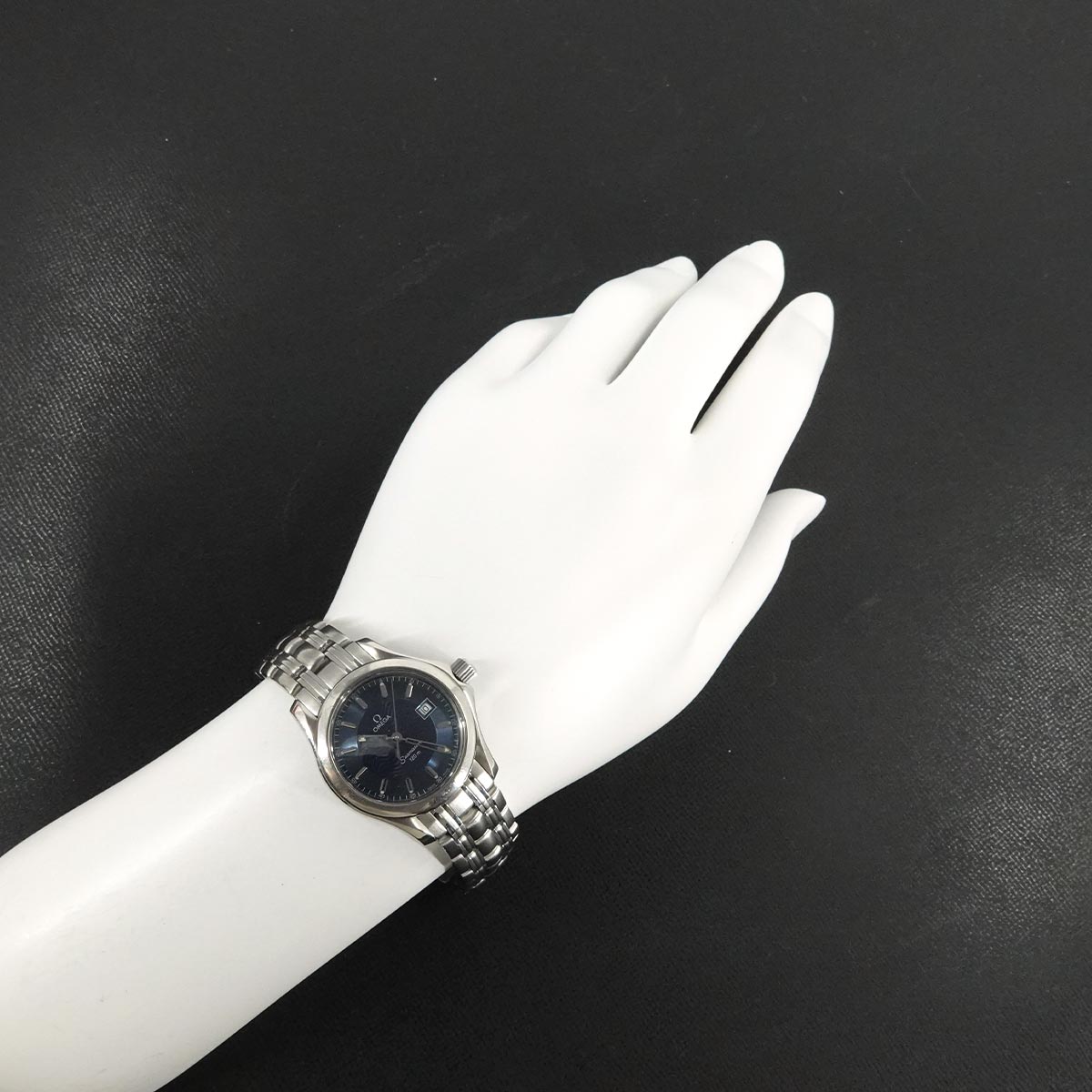 Seamaster 120m Date Quartz Blue Dial Ladies Watch