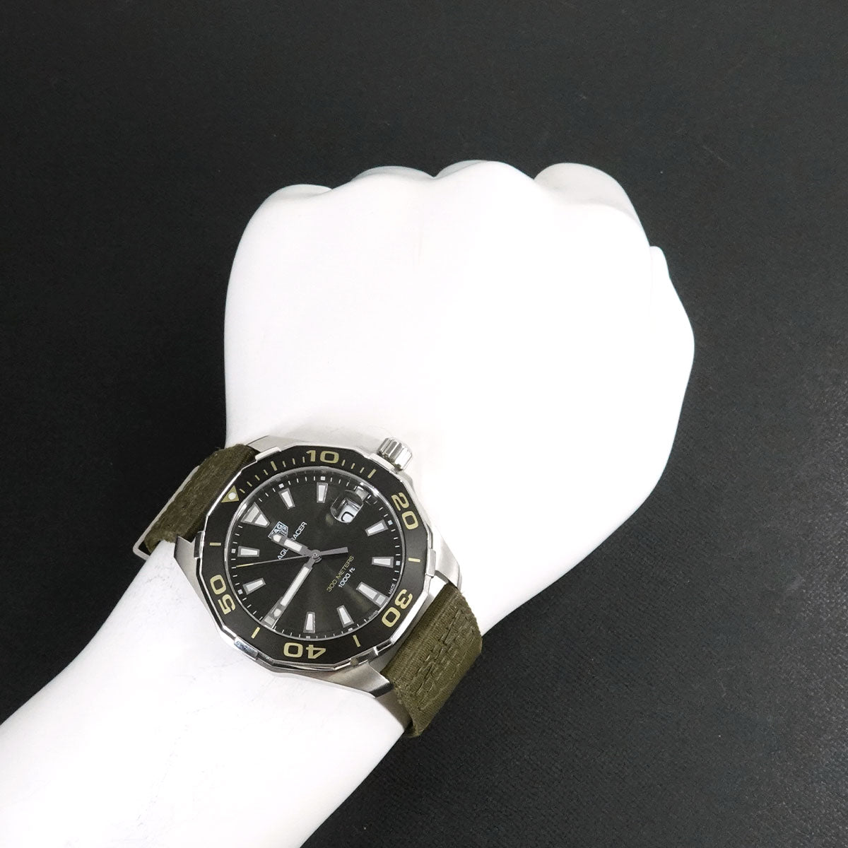 Aqua Racer WAY101E Quartz Date Khaki Dial Mens Watch