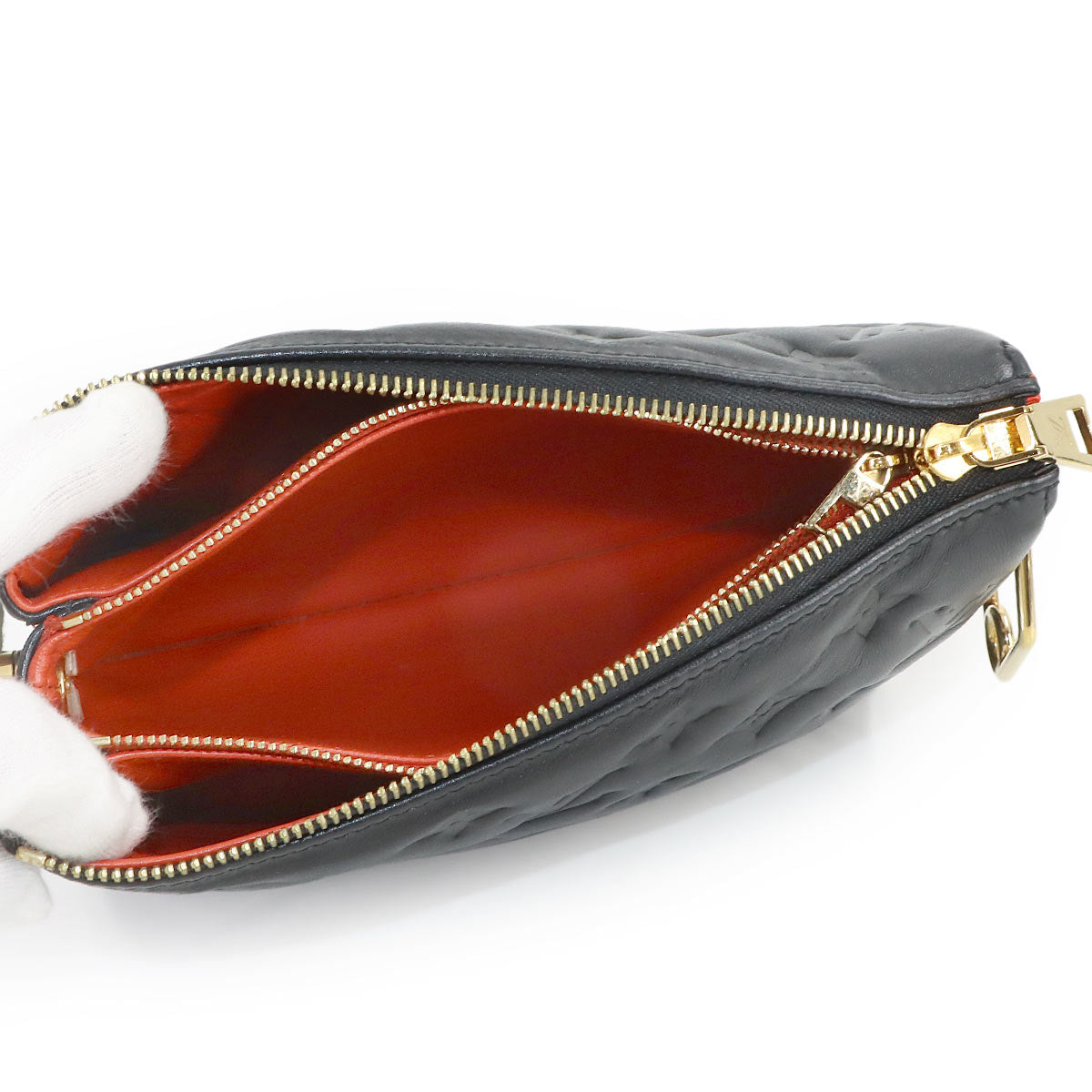 Coussin BB Shoulder Bag Leather Black M21259